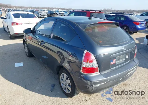 2009 Hyundai Accent Gs from USA, damaged, VIN KMHCM36C99U133572